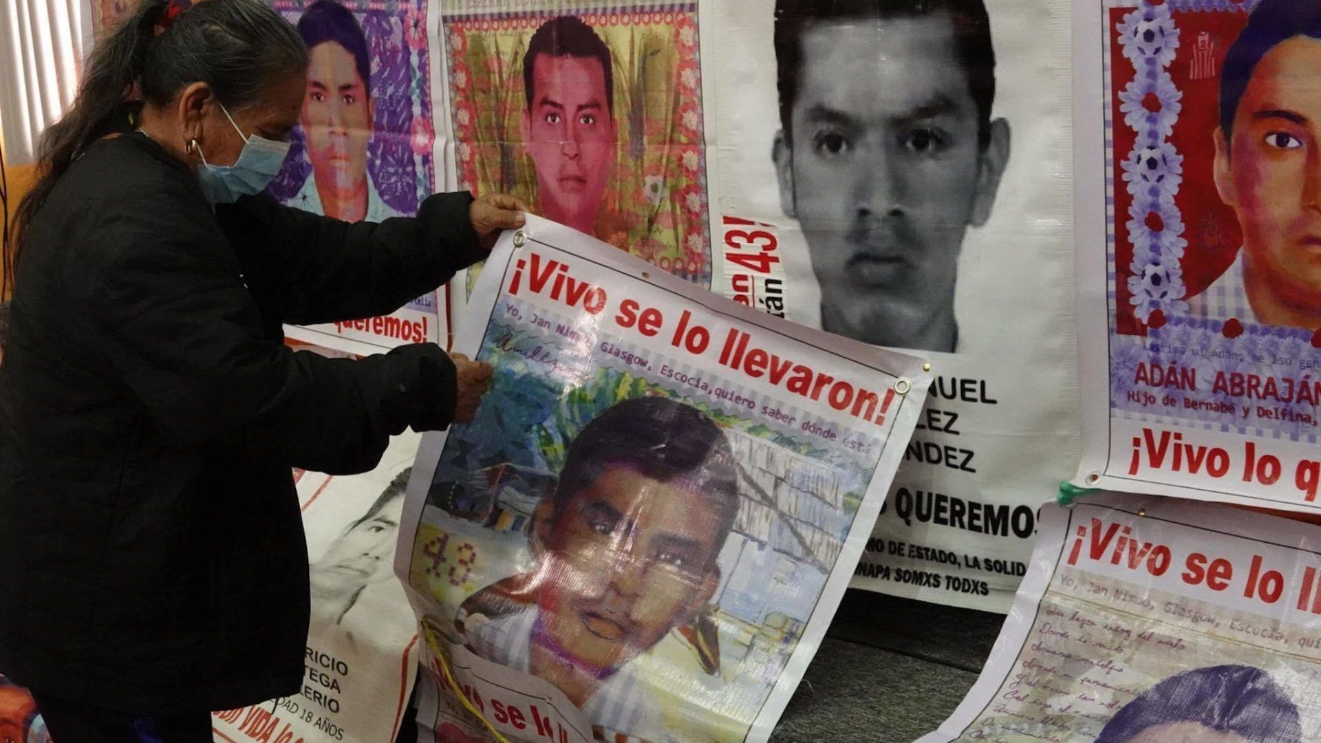 Dan libertad a 8 militares acusados por el caso Ayotzinapa