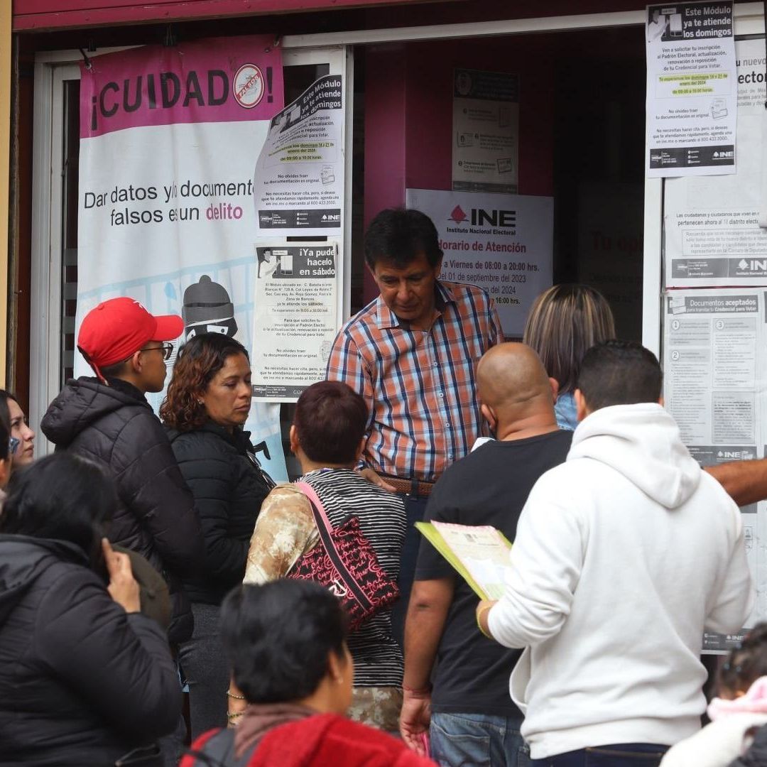 Módulos del INE atenderán hasta el último en la fila el lunes 22 de enero