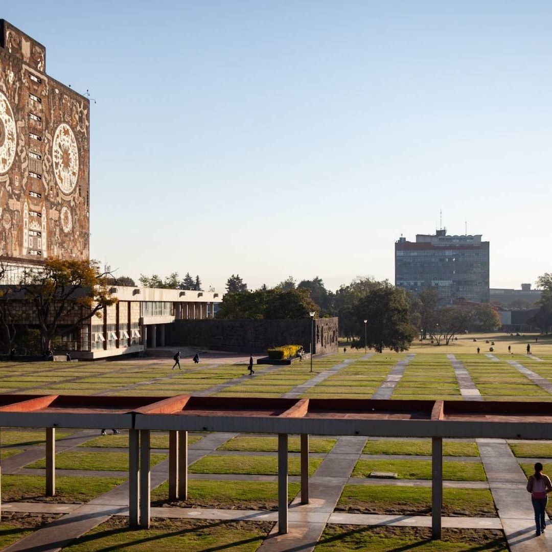Conoce cuáles son las carreras con mayor demanda de la UNAM y los aciertos que debes sacar en el examen para ser aceptado