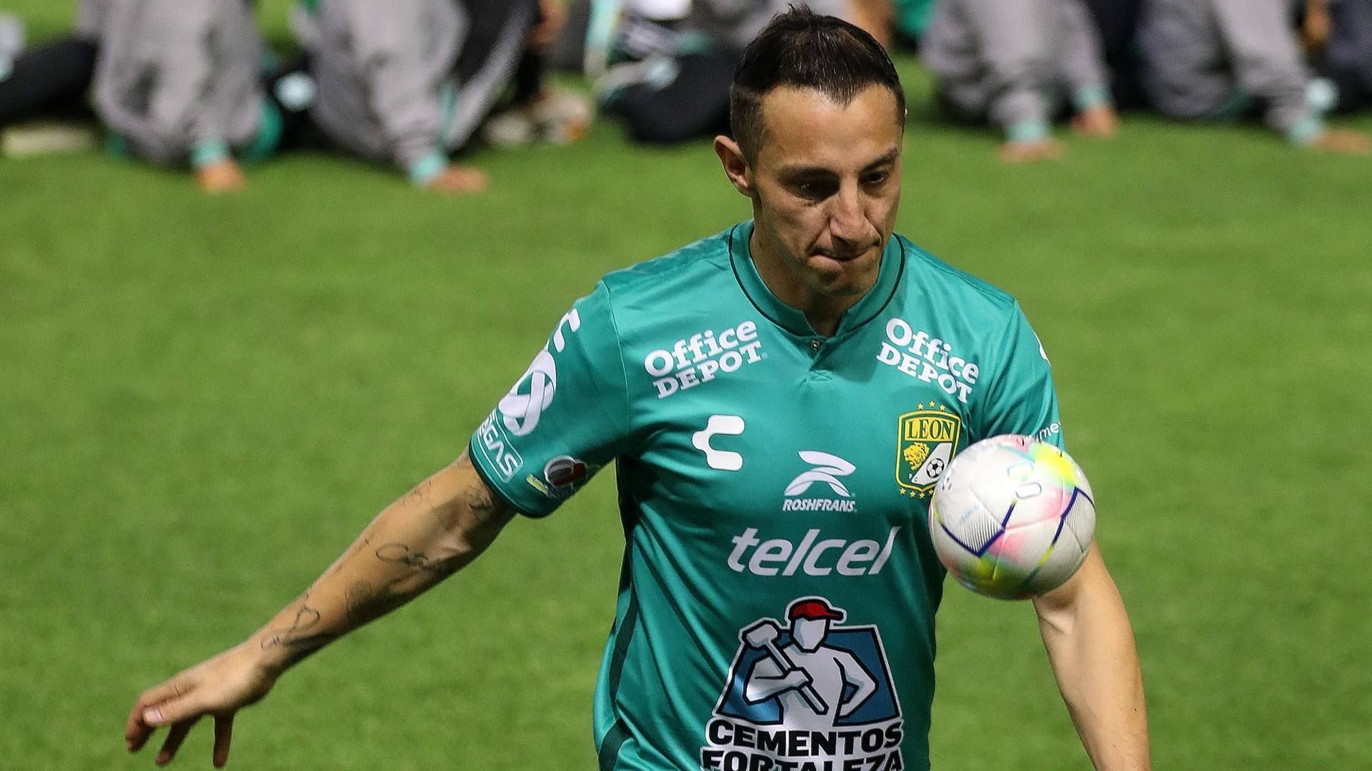 Guardado jugará con el número 17. Foto: EFE