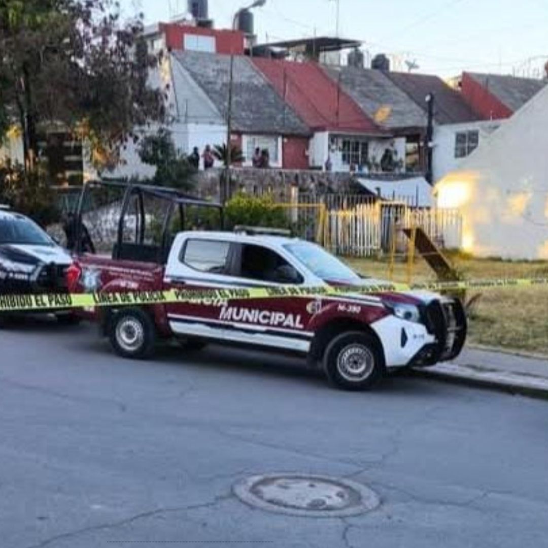 Hallazgo de Cuerpo de Mujer Sin Vida en Volkswagen 1 en Cuautlancingo, Puebla