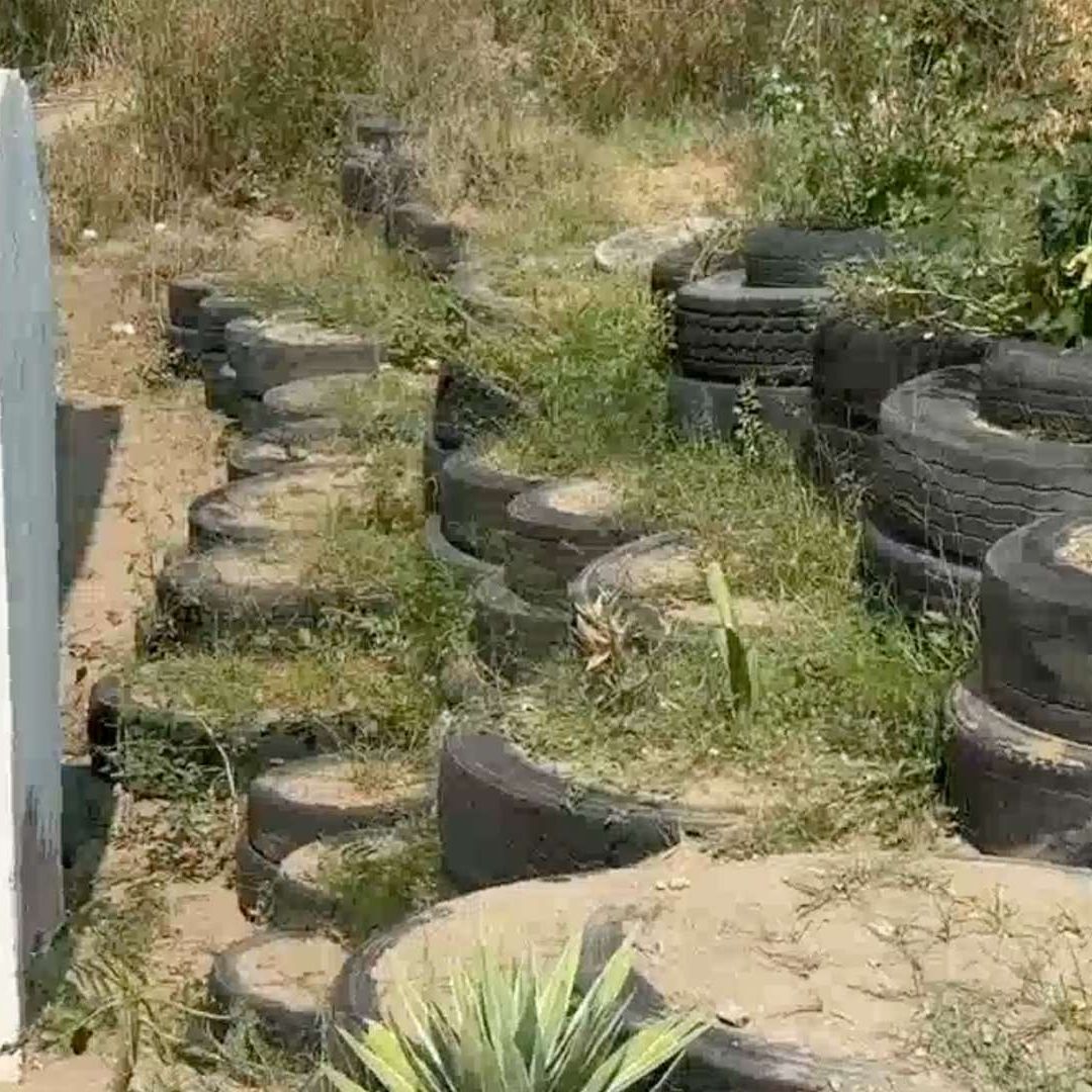 La menor fue localizada atrás de una iglesia ubicada cerca de su domicilio.