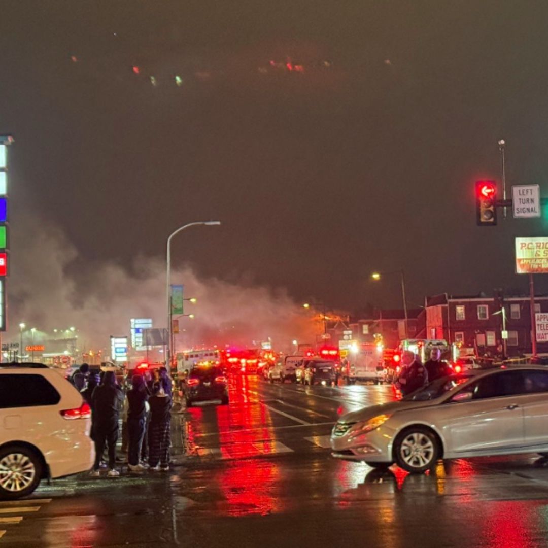 Cae Avioneta cerca de Centro Comercial en Filadelfia, Estados Unidos