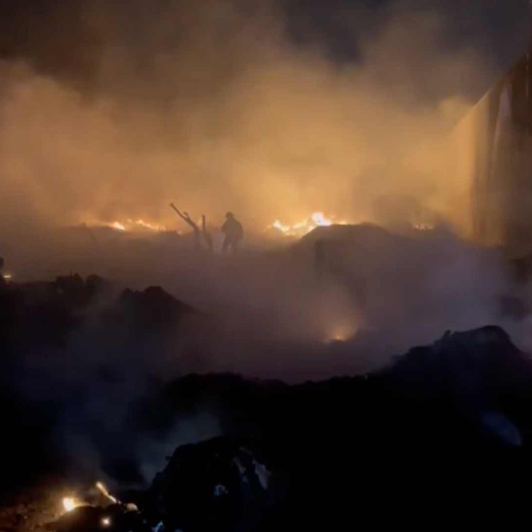 Incendio Causó Graves Daños Materiales en Empresa Recicladora en Querétaro