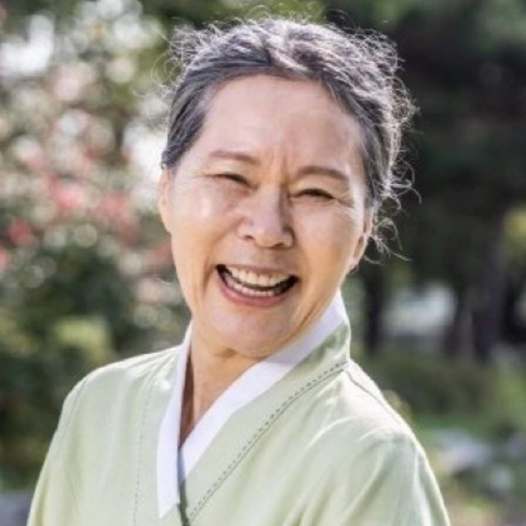 Lee Joo-shil desarrolló una importante carrera en teatro.