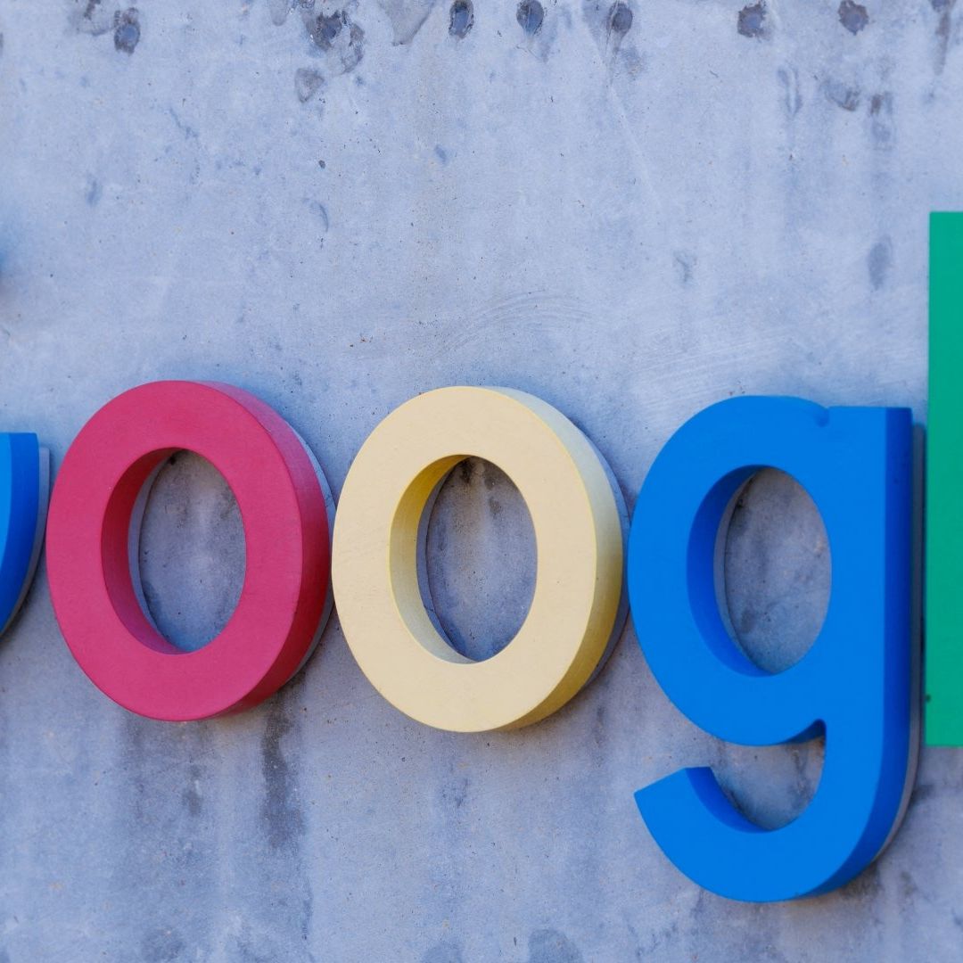 China Responde a los Aranceles de Trump; Incluye a Google en Represalias