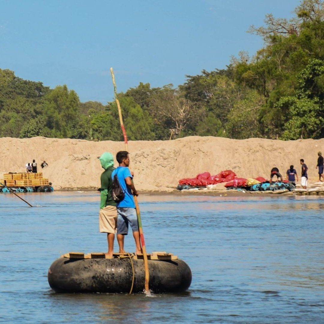Balseros del Río Suchiate dicen que hay poca afluencia de migrantes.