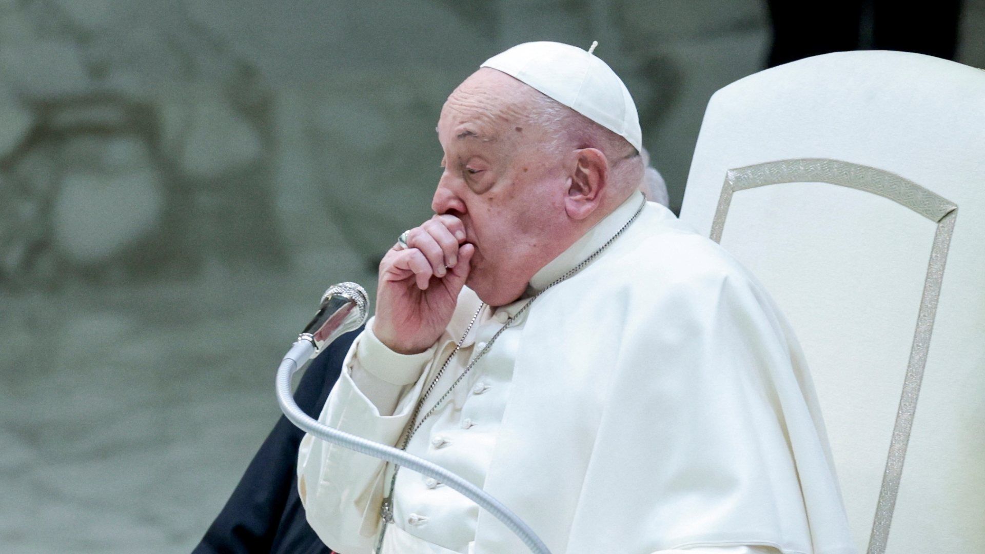 Papa Francisco Tiene Bronquitis; Modifican Actividades de su Agenda
