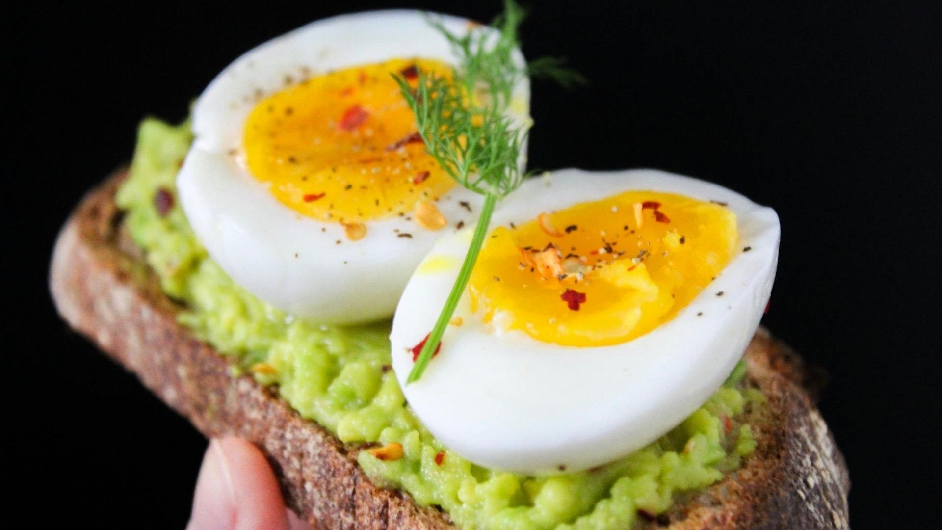 ¿Cómo cocinar huevos duros según la ciencia?