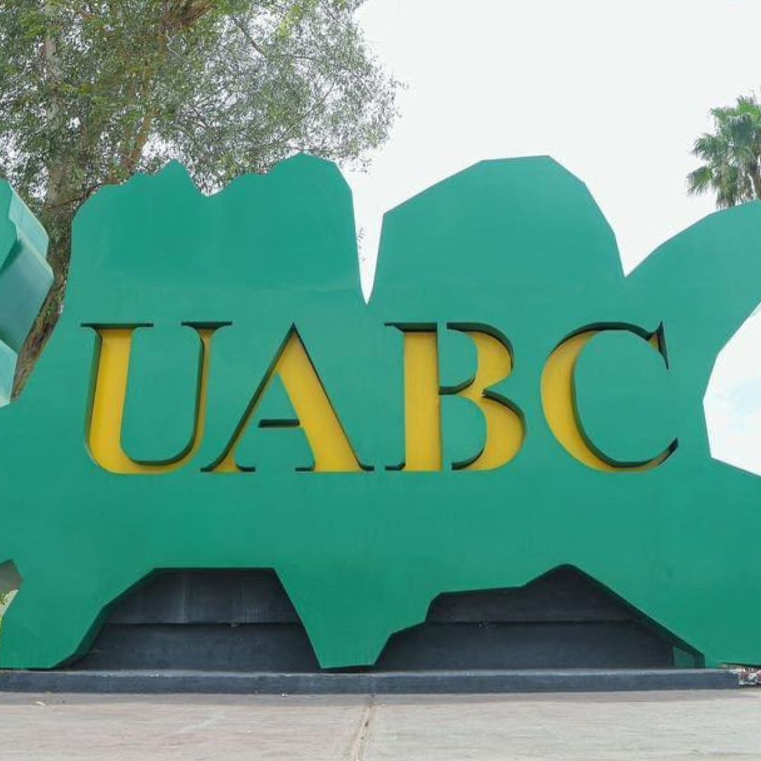 Por lluvias, suspenden clases en UABC para este jueves