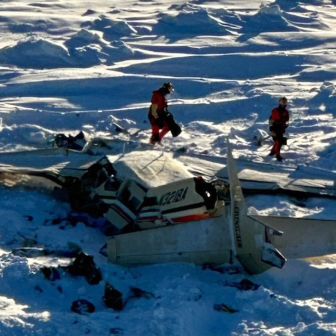 Hallan Restos de Avión Desaparecido en Alaska con Tres Personas Muertas; Faltan 7 Pasajeros