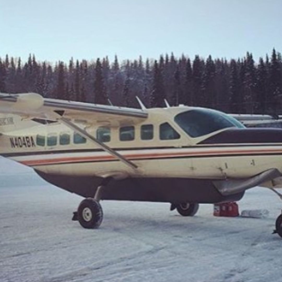 Desaparece Avión en Alaska con Diez Personas a Bordo