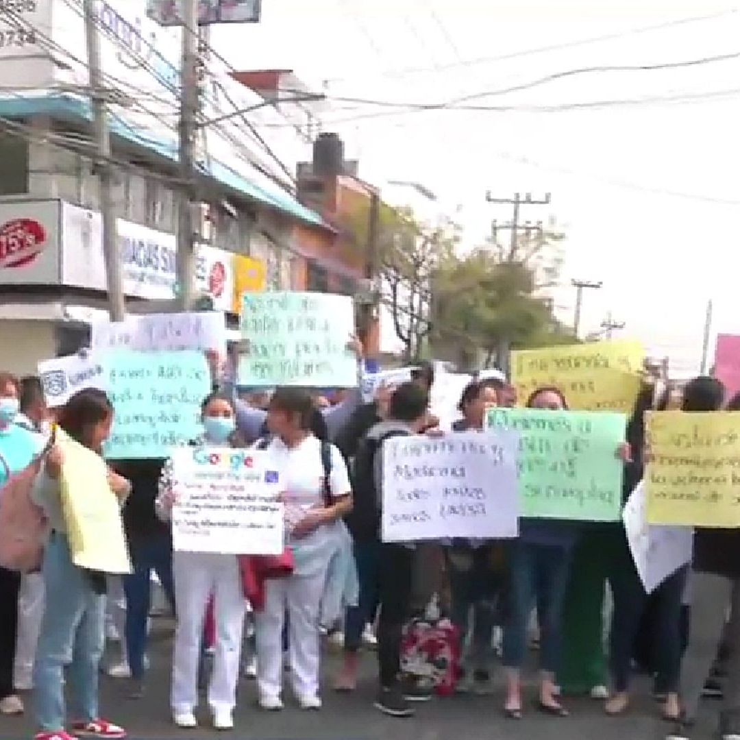 Realizan bloqueo y paro estudiantes de Universidad de la Salud