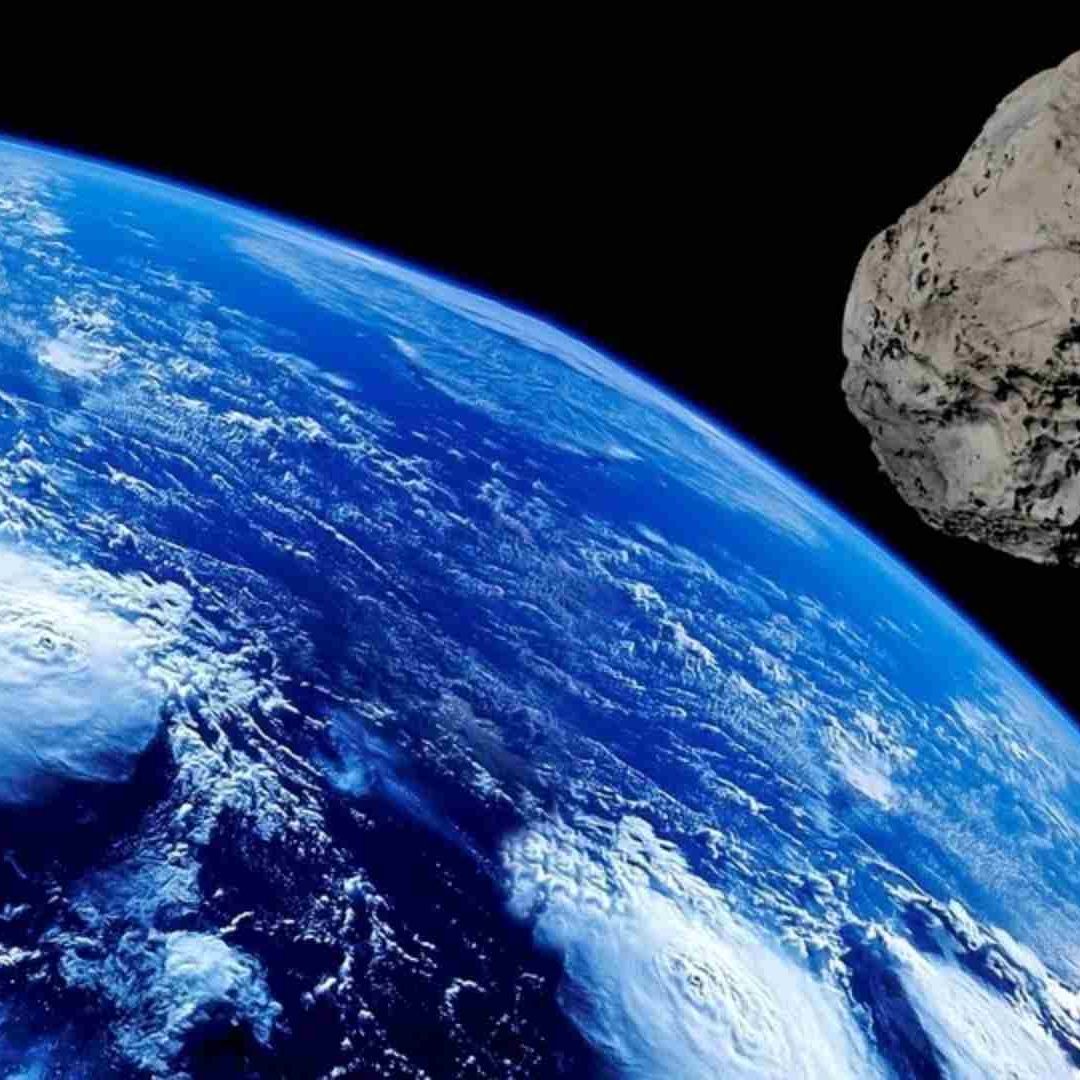 Su trayectoria estará bajo continua observación.