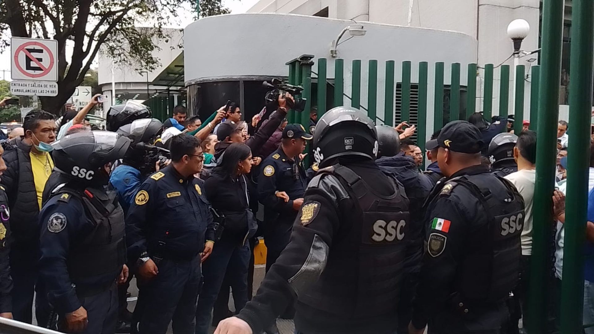 Reportan Disparos Dentro del Hospital Gabriel Mancera Tras Operativo