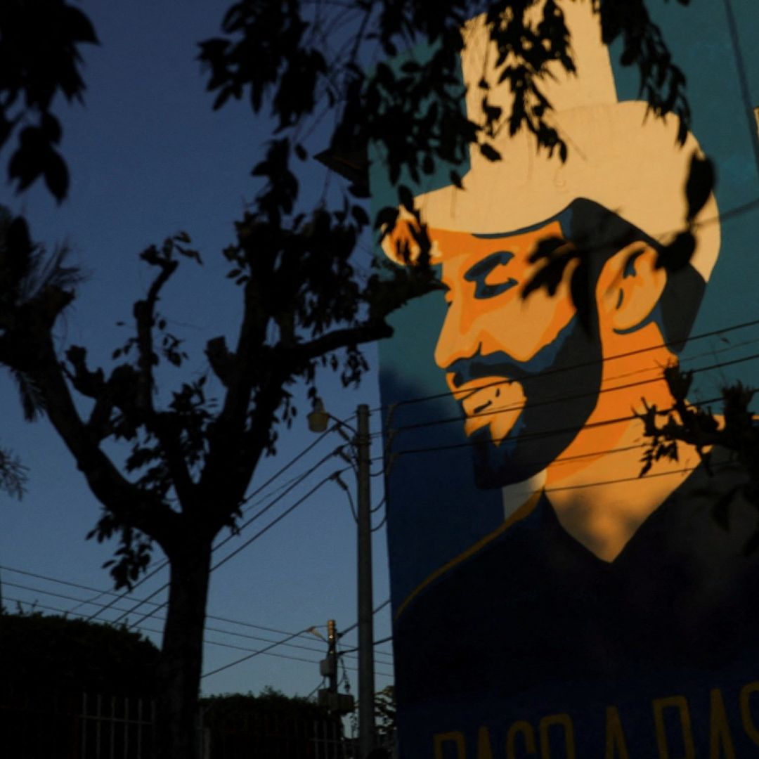 Elecciones en El Salvador: El Mundo Observa la Polémica Estrategia de Bukele por la Reelección