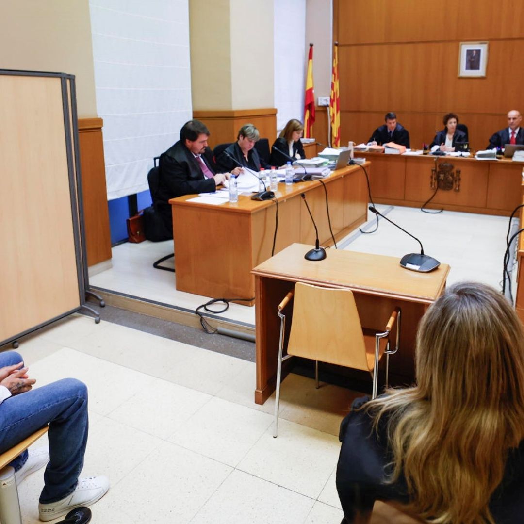 Inició el juicio contra Dani Alves, exjugador del Barça, tras ser acusado de violación