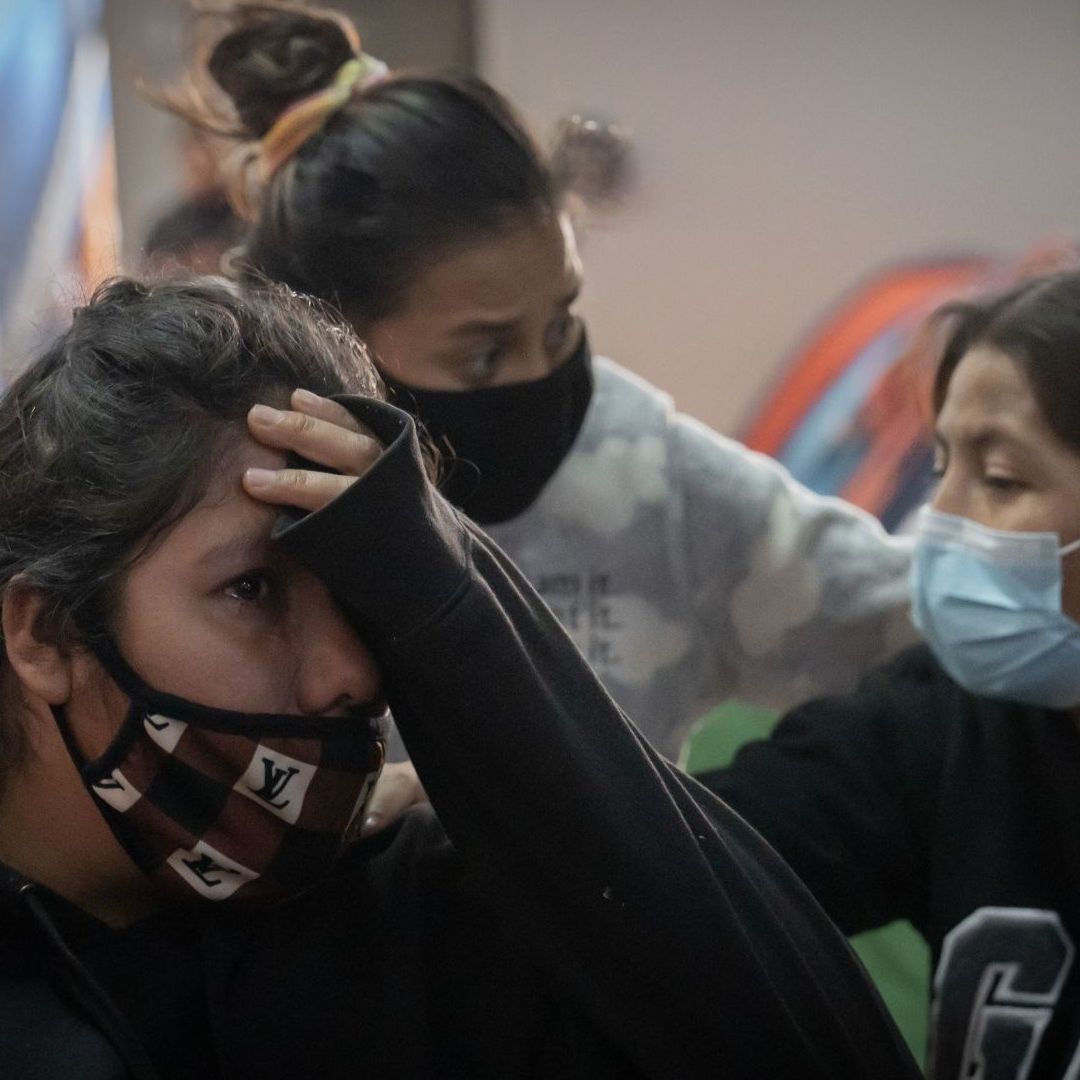 Migrantes Temen Salir a las Calles en Tijuana: “Entras a México y se Convierte en Pesadilla”