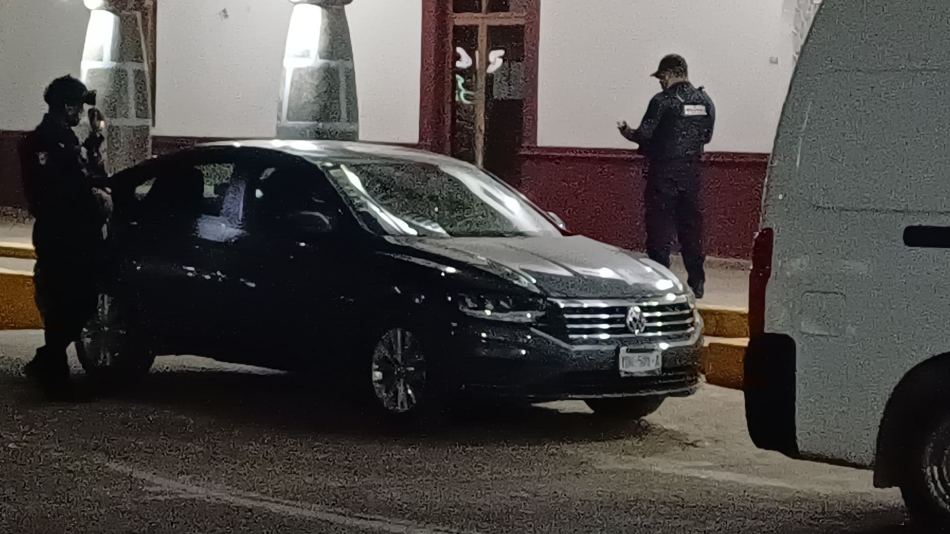 Familia es Perseguida a Disparos tras Recoger a Hombre que Salía del Penal de La Toma en Amatlán de los Reyes, Veracruz