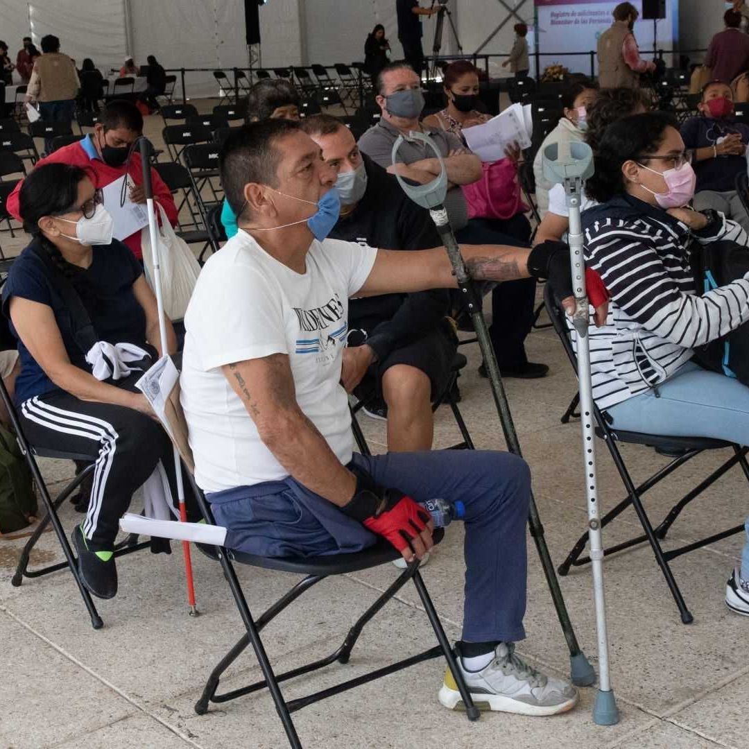 Las personas con discapacidad recibirán su Pensión Bienestar en una sola exhibición y de forma directa en sus tarjetas
