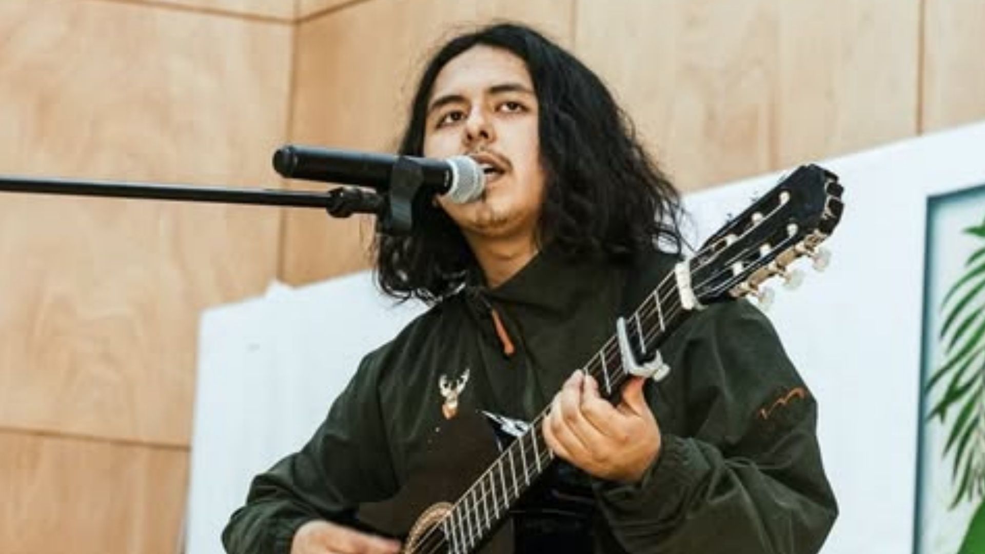 Canciones que escucharemos en Estela de Luz con Macario Martínez