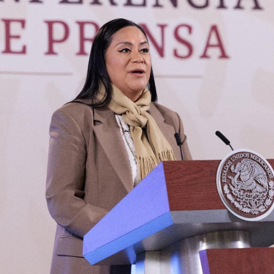 Iniciativa de AMLO Propone Pensión Universal para Personas con Discapacidad y Blindar Becas