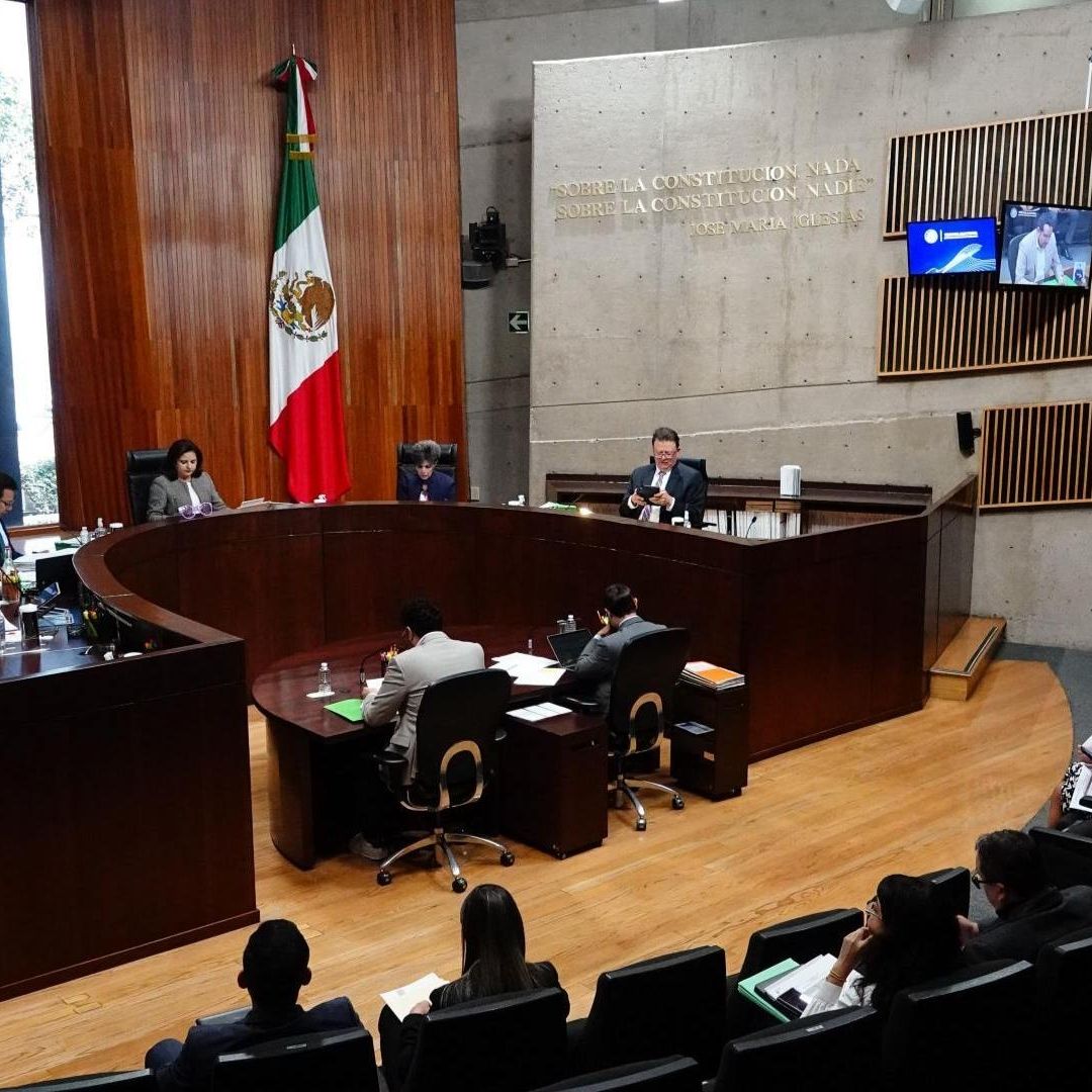 Mónica Soto, presidenta magistrada, Felipe Fuentes Barrera, Janine M. Otálora, Felipe de la Mata y Reyes Rodríguez Mondragón magistrados del (TEPJF), encabezaron la sesión pública