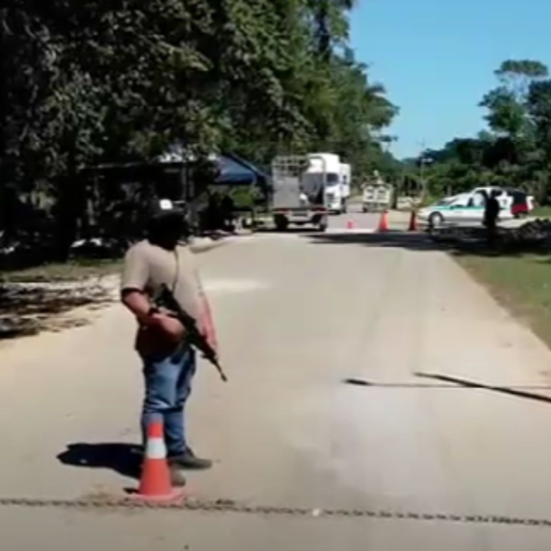 Violencia en Chiapas: Miles Huyen y Crean Guardias Comunitarias en la Selva Lacandona