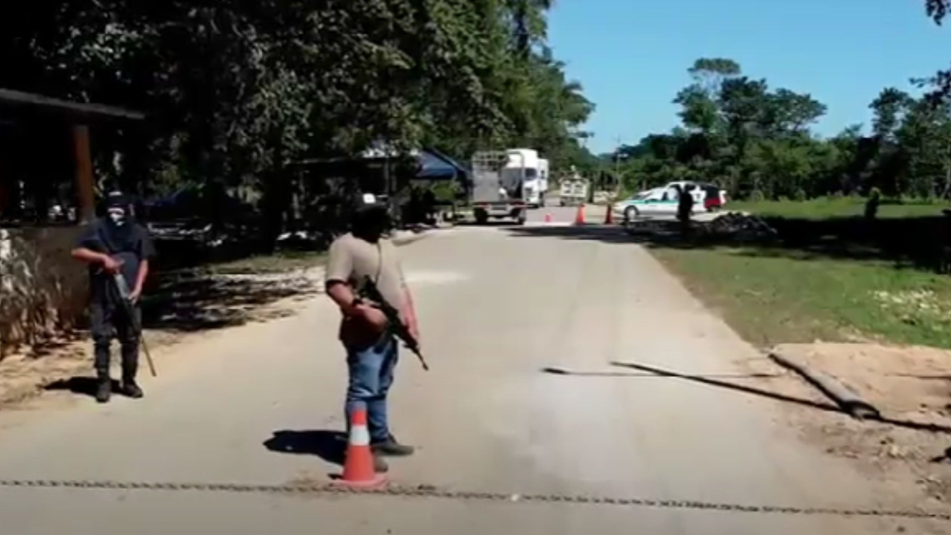 Violencia en Chiapas: Miles Huyen y Crean Guardias Comunitarias en la Selva Lacandona