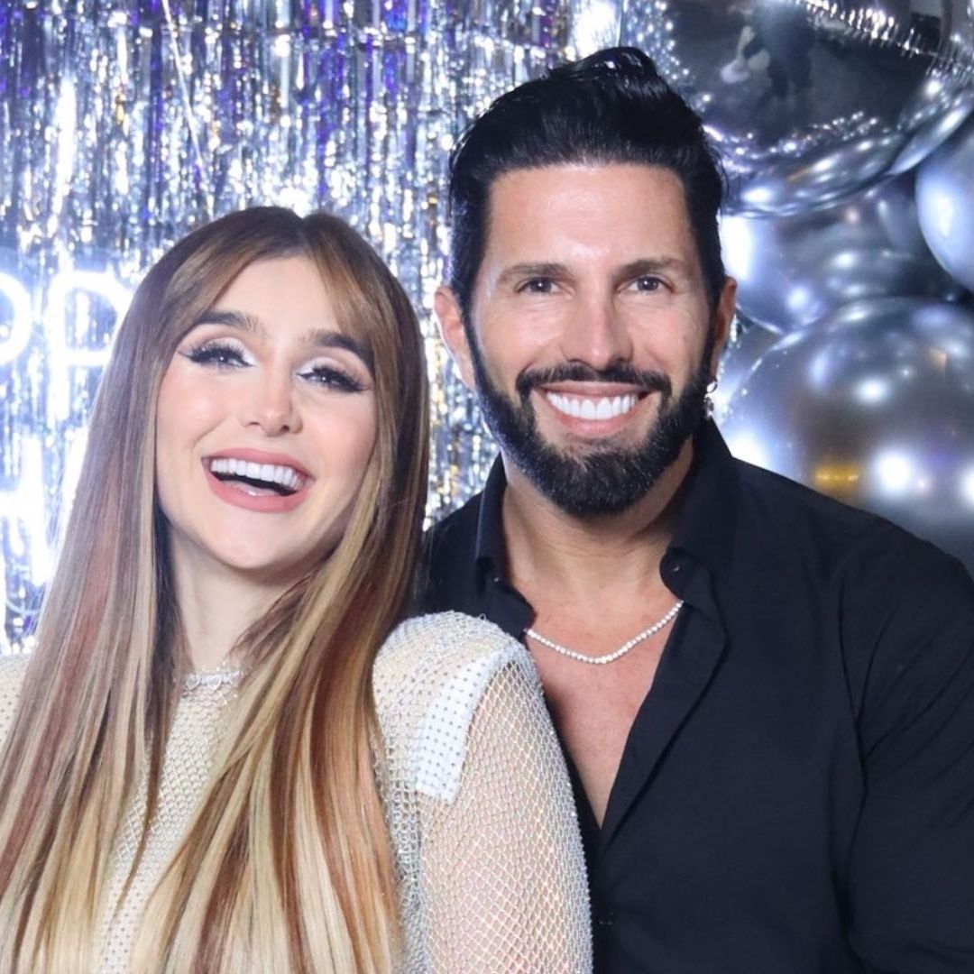 Poncho de Nigris con Marcela Mistral