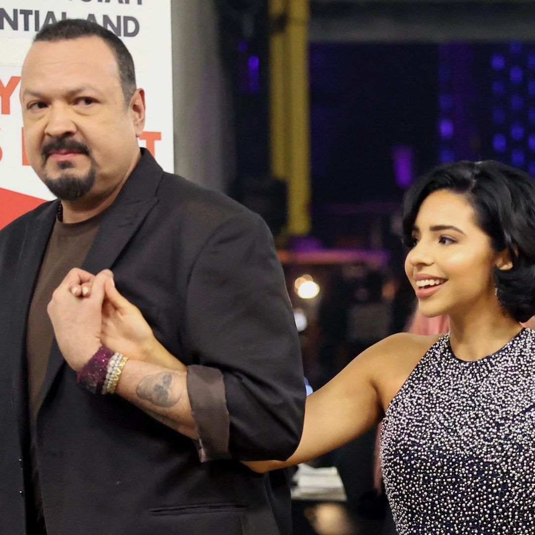 Pepe Aguilar se burla de su hija Ángela