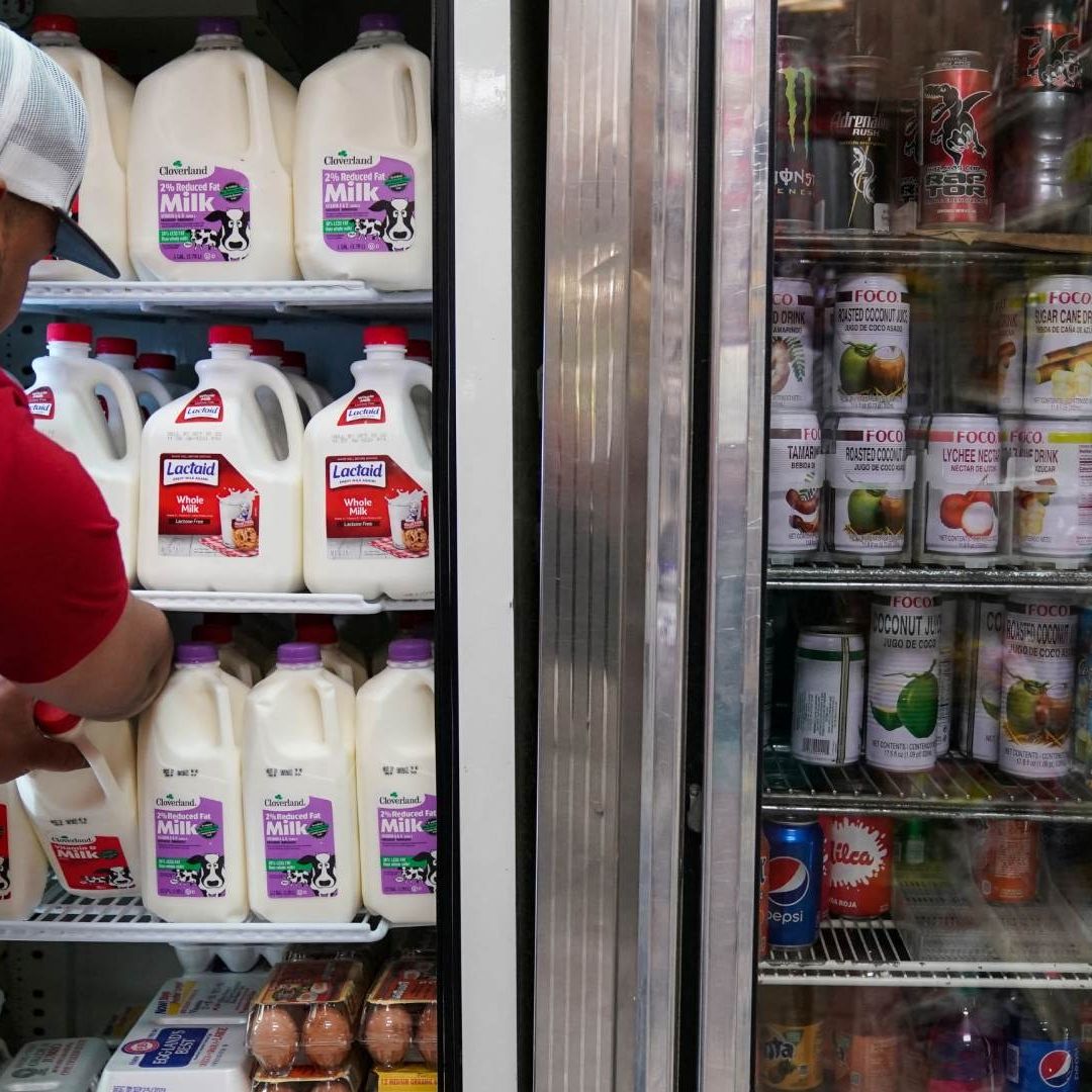 ¿Qué Es el Movimiento Latino Freeze? Migrantes en EUA Buscan Boicot a Empresas
