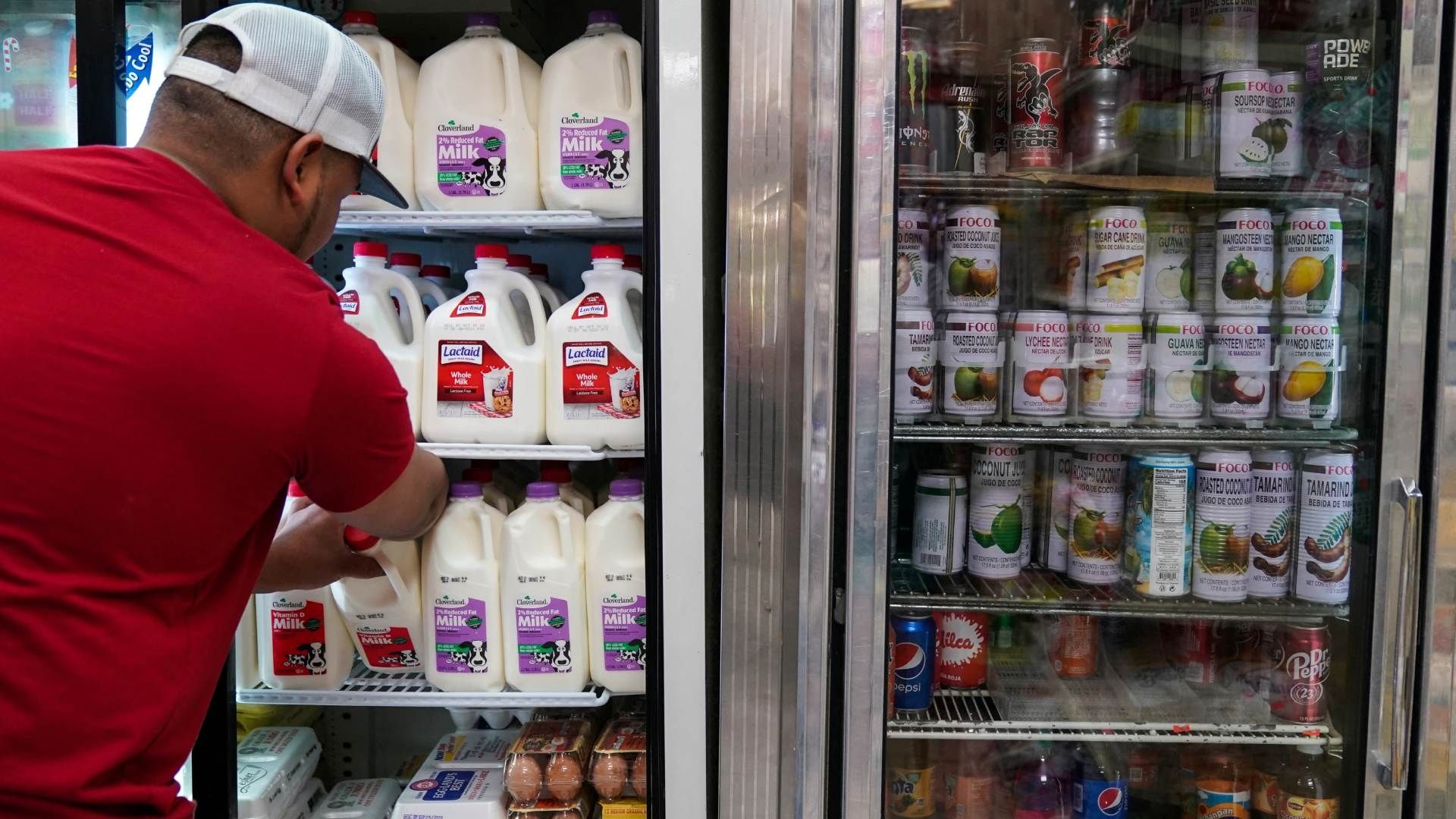 ¿Qué Es el Movimiento Latino Freeze? Migrantes en EUA Buscan Boicot a Empresas