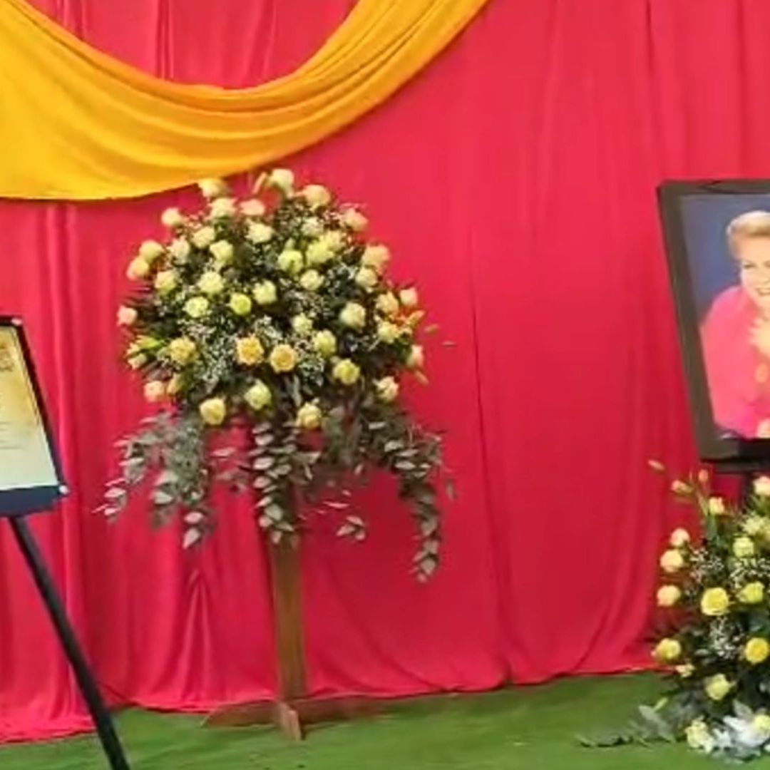 Realizan Homenaje a Paquita la del Barrio en Alto Lucero, Veracruz