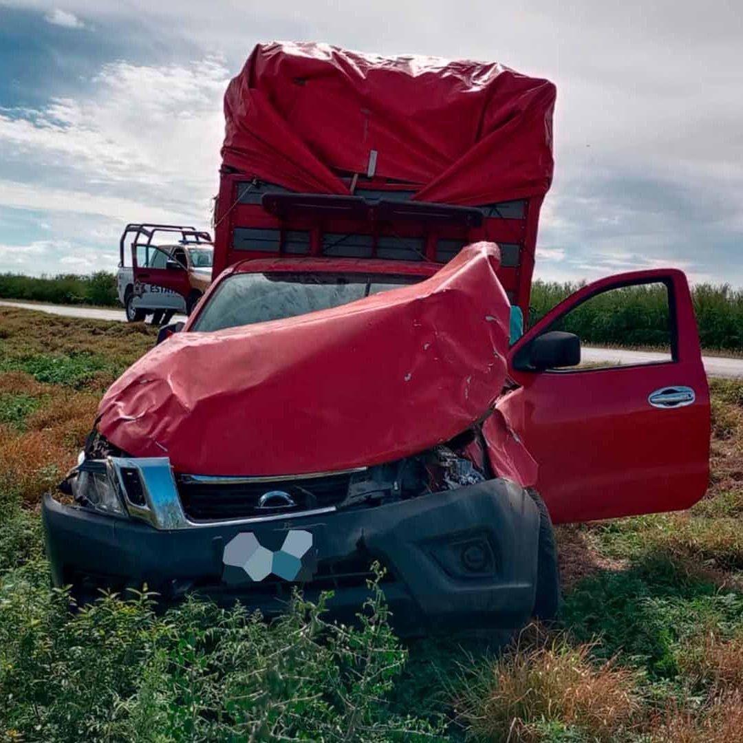 Auxilian a Conductor Tras Incidente en Carretera Reynosa-San Fernando