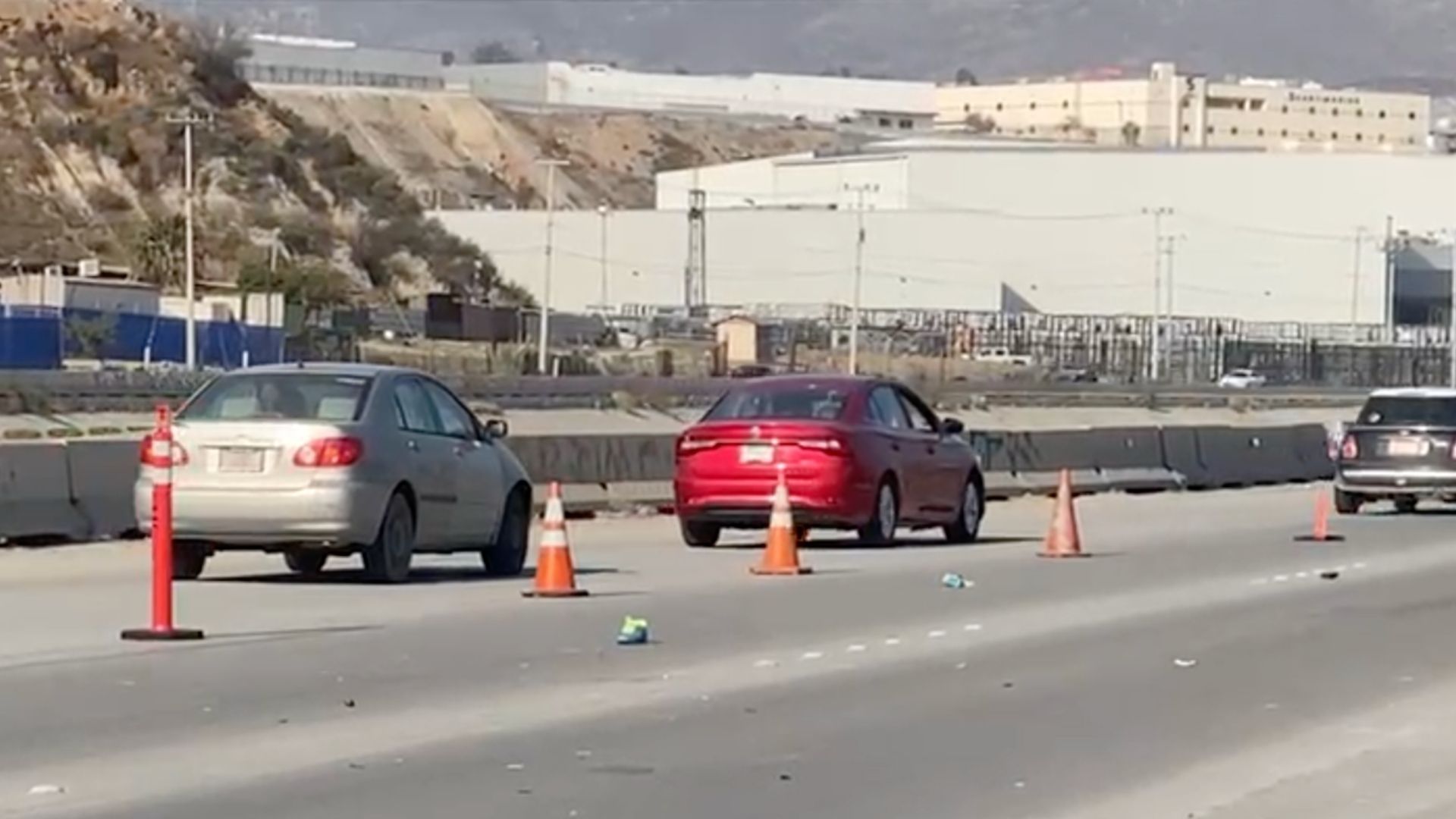 Hombre Muere Atropellado al Intentar Cruzar una Vía Rápida de Tijuana; Iba Rumbo al Trabajo