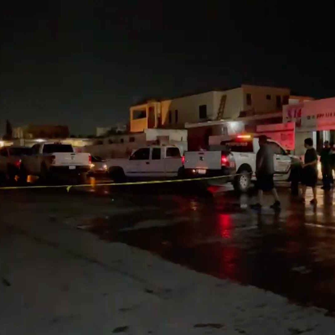 Vehículo de Fiscalía Embiste a Dos Peatones en Reynosa