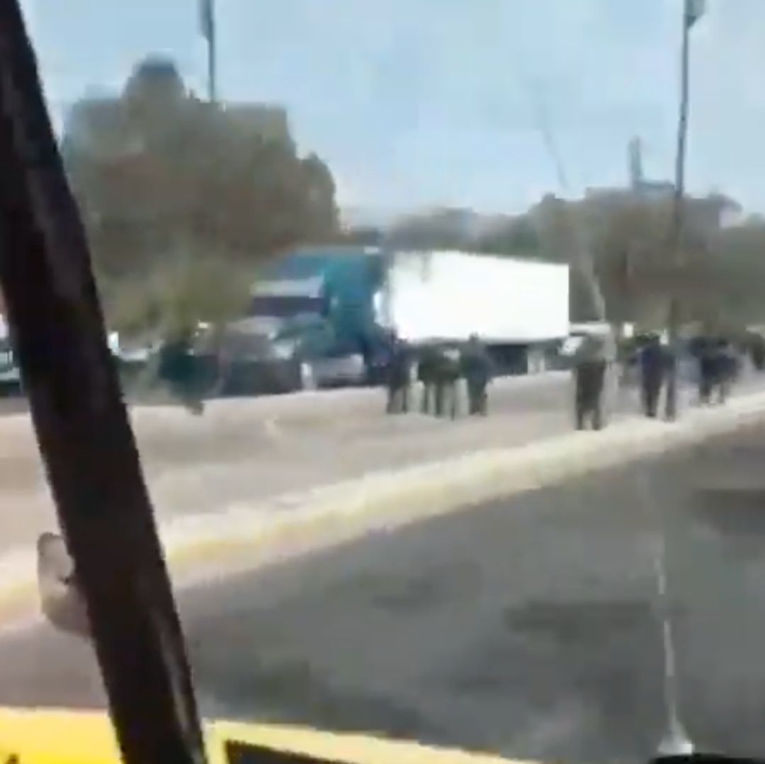 Tras una persecución en el Periférico Ecológico, la SSP de Puebla confirmó el arresto de elementos activos de su corporación.