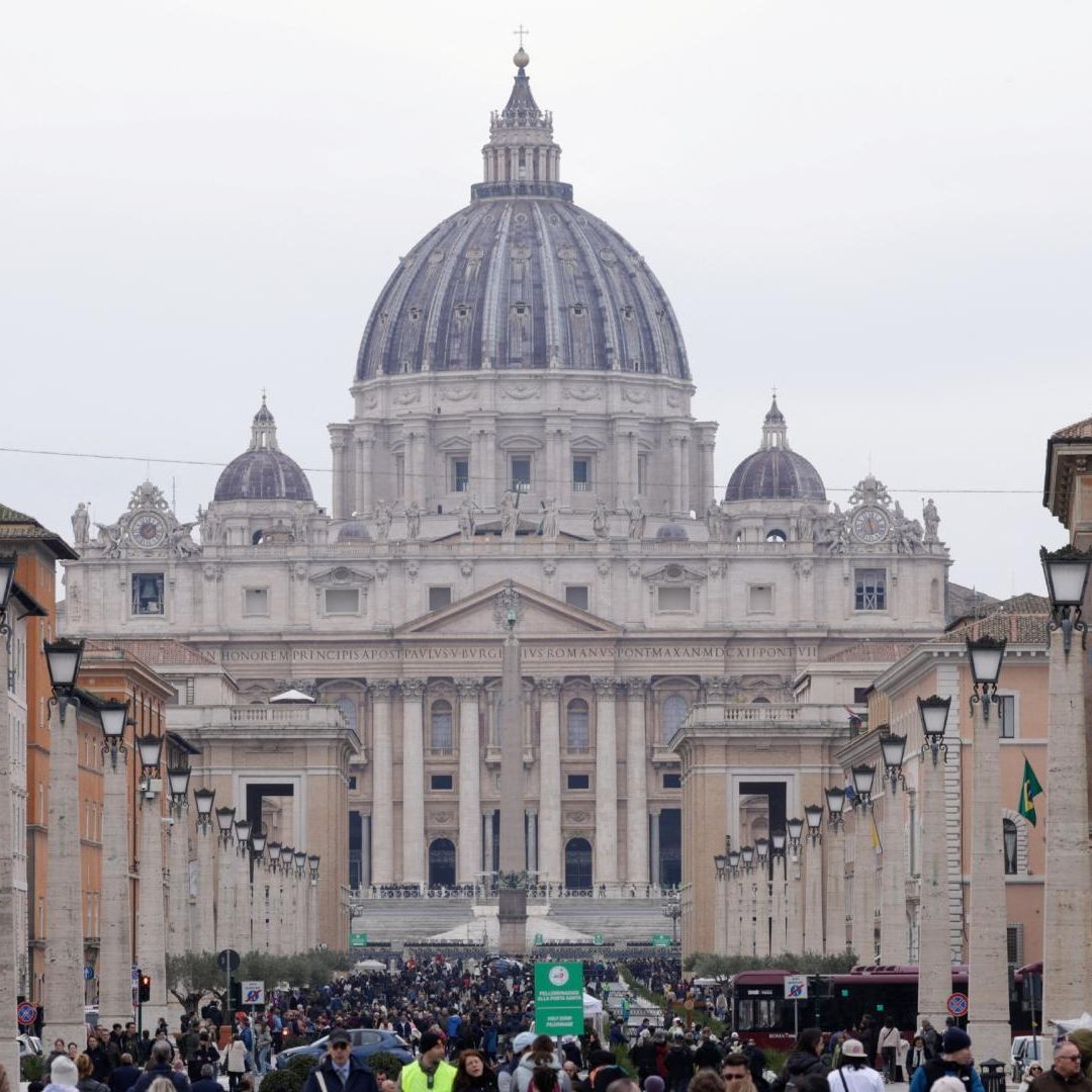 El Vaticano ha suspendido la audiencia general por los problemas de salud del Papa Francisco.