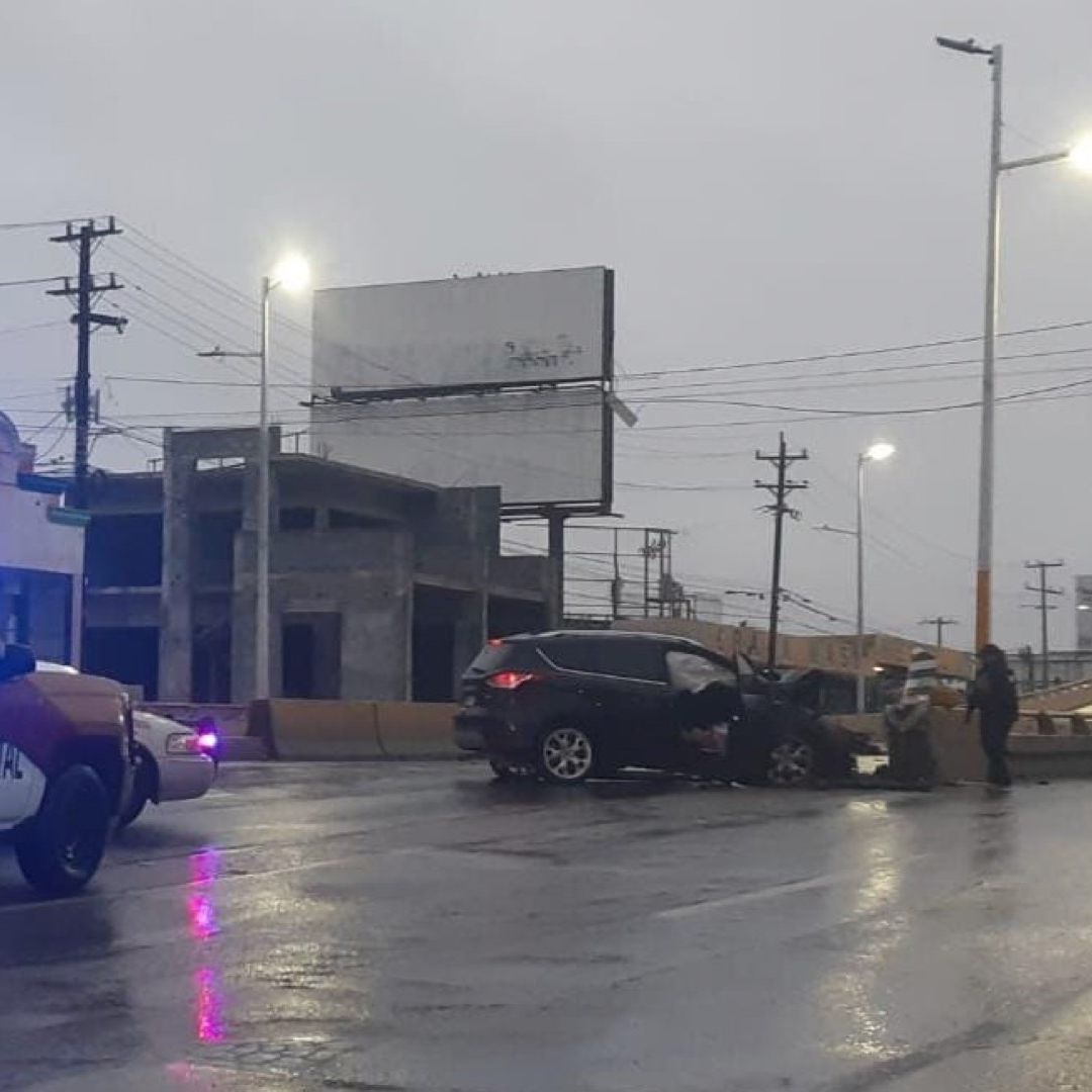 Muere Mujer por Impacto Contra Muro Puente Broncos en Reynosa