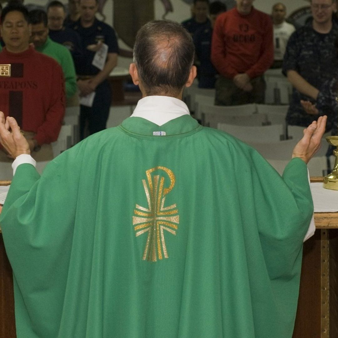 Detienen a Pastor por Vender Drogas en la Iglesia