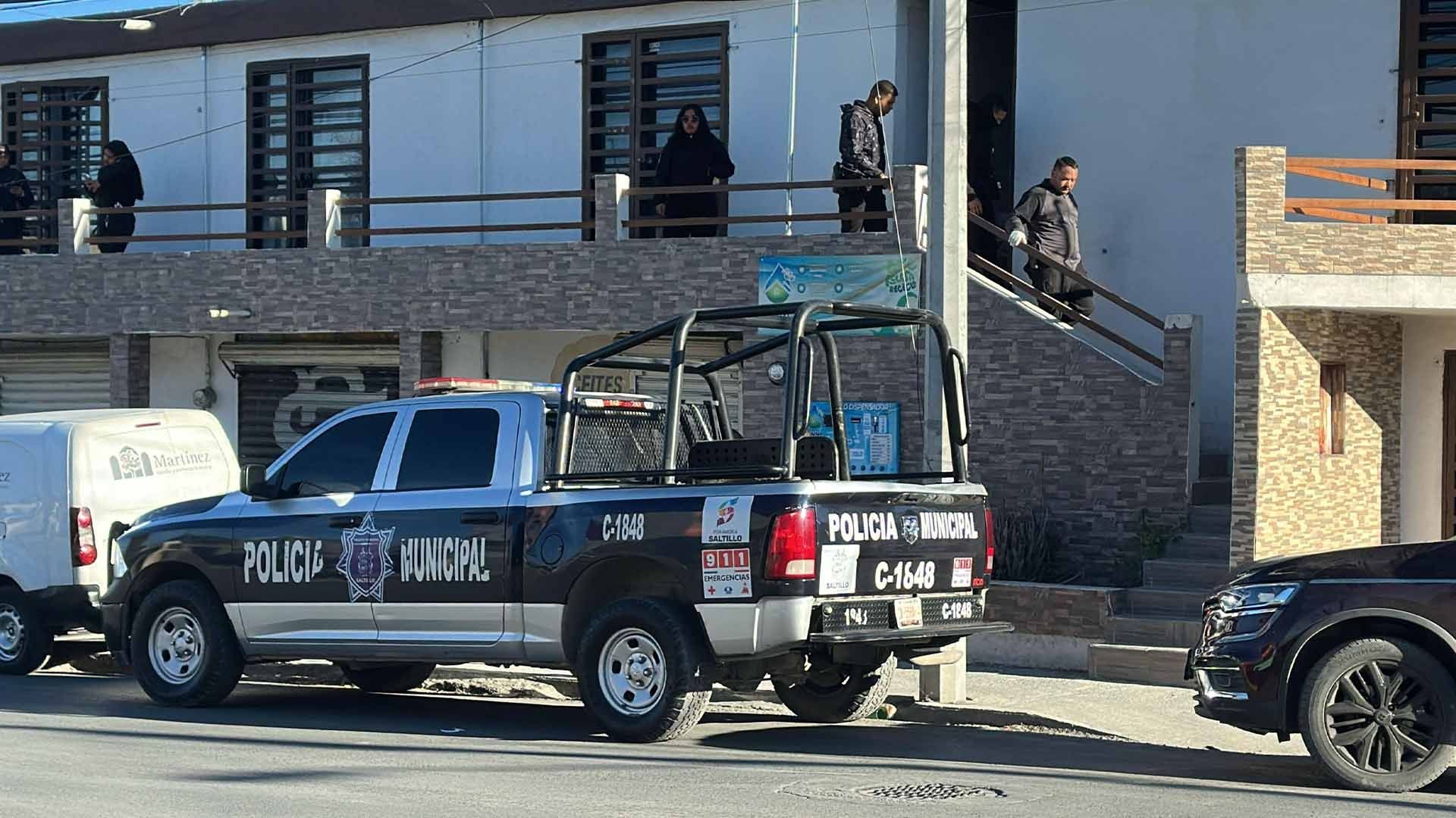 Investigan Posible Feminicidio en Saltillo: Encuentran Cuerpo de Mujer Debajo de Cama