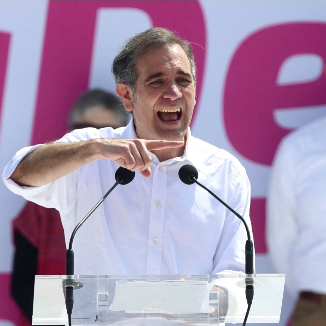 Lorenzo Córdova advierte sobre el riesgo de la democracia en México