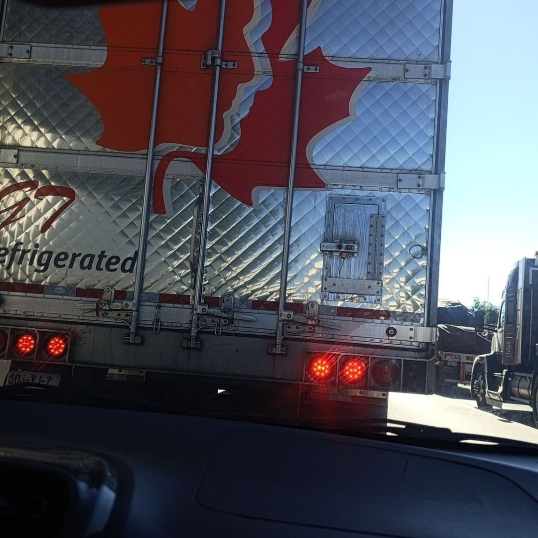 autos detenidos en la autopista México-Querétaro