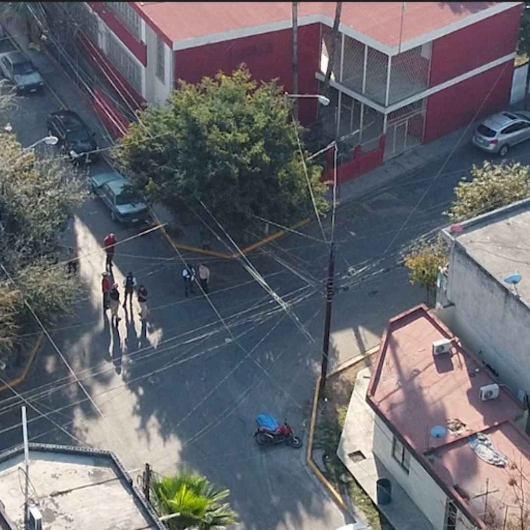 La Policía Regia aseguró el área, mientras que agentes ministeriales iniciaron las investigaciones