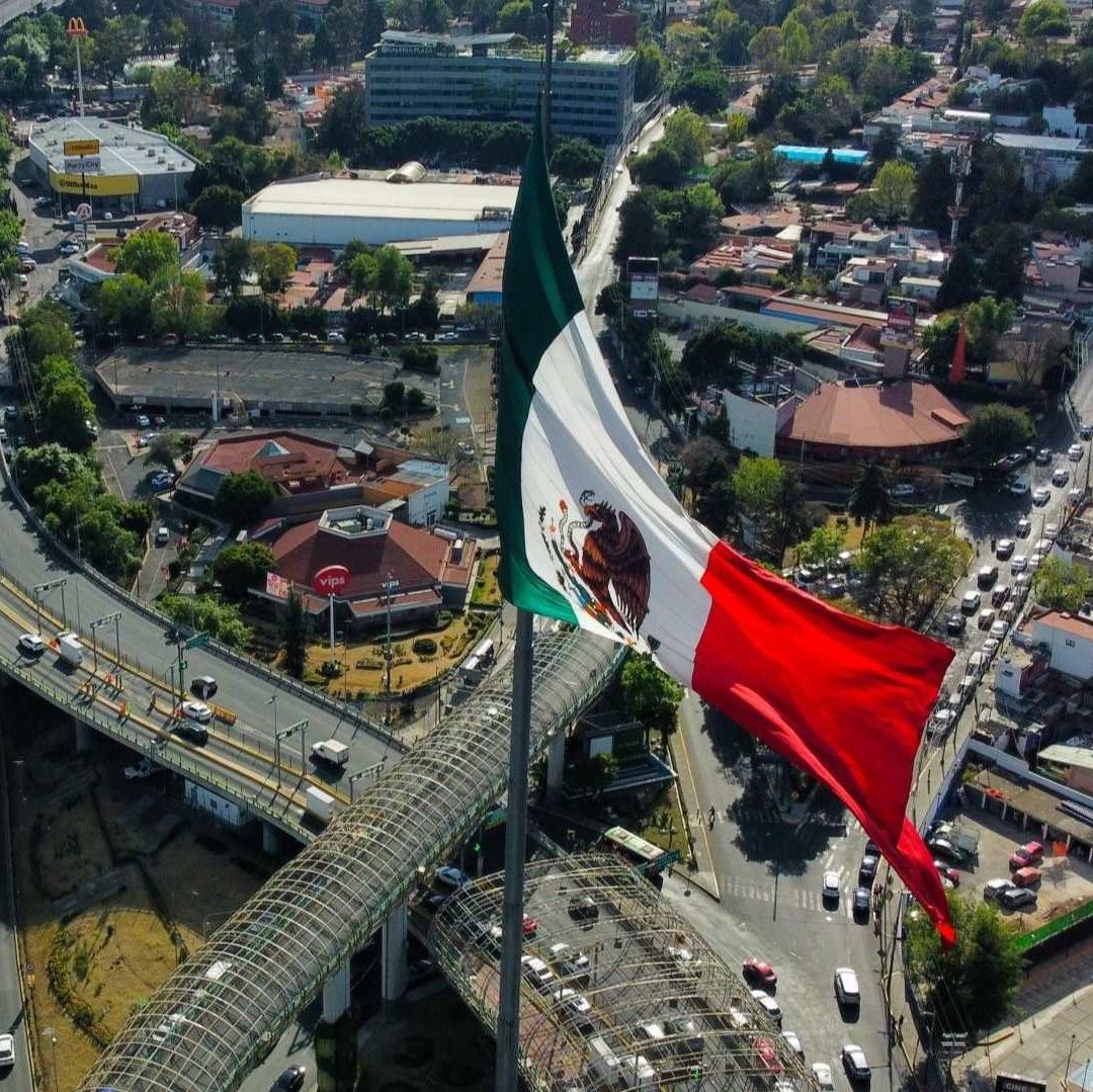 ¿Qué se Celebra el 24 de Febrero? Explicación del Día de la Bandera para Niños