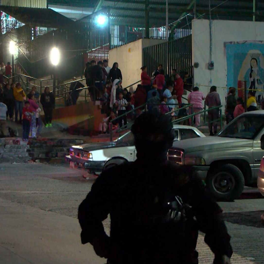 En la pelea de jóvenes se escucharon detonaciones de arma de fuego.