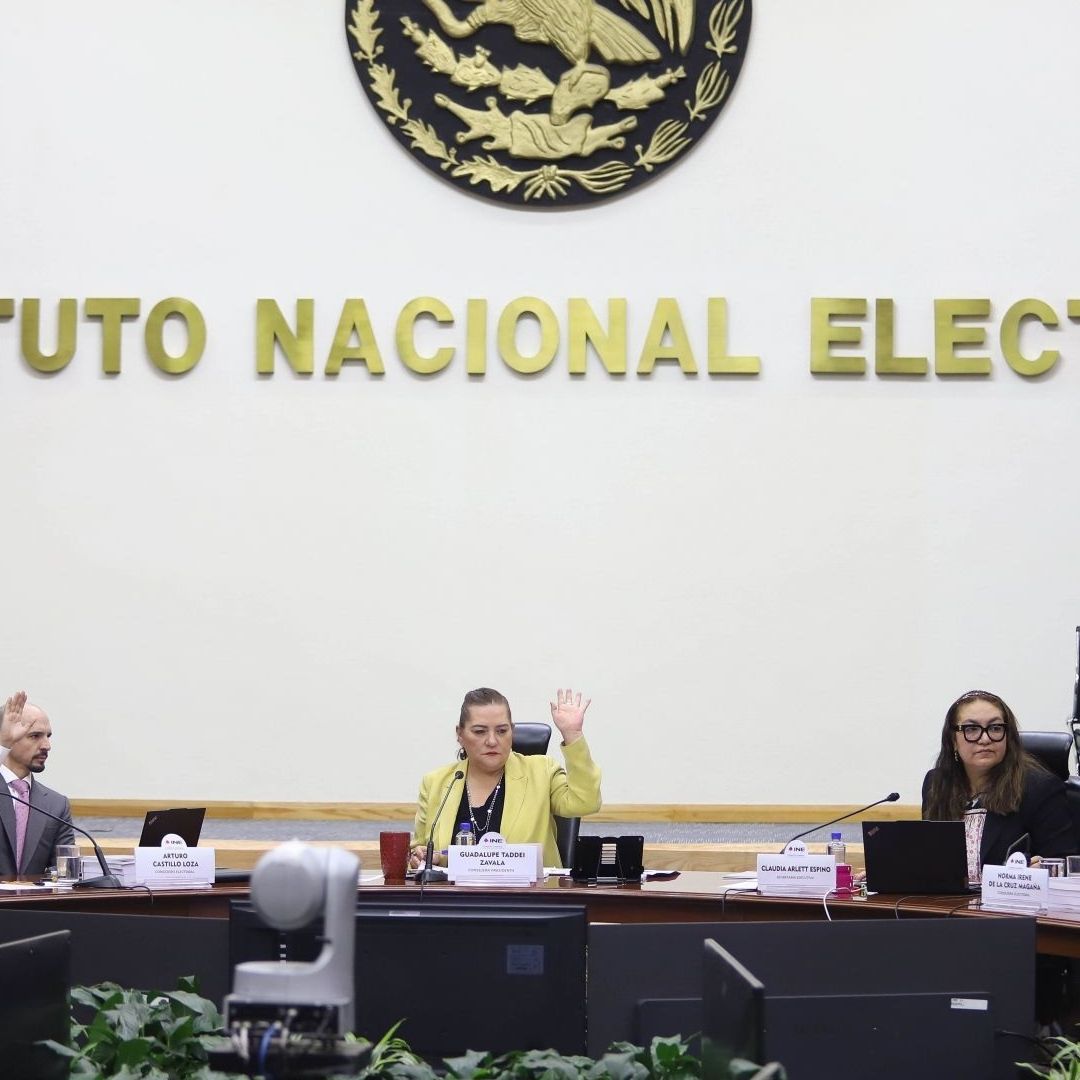 INE Aprueba Plan de Austeridad; Viajarán de Preferencia por Carretera