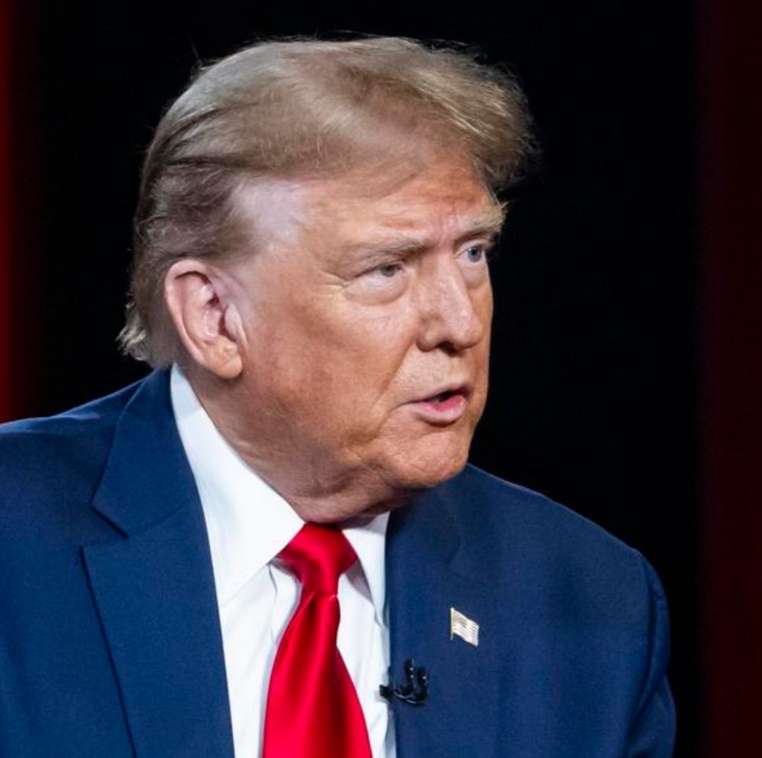 Donald Trump Presiona a Joe Biden para Debatir en Público