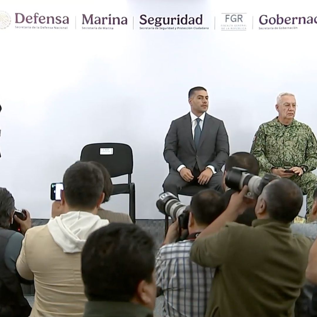 Conferencia de prensa sobre traslado de 29 presos a EUA
